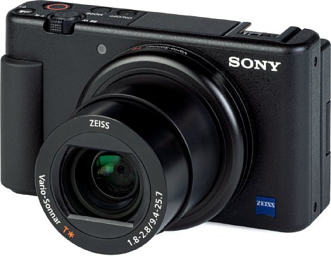 Bild Im kompakten Gehäuse bietet die Sony ZV-1 ein 24-70mm-Zoom mit einer hohen Lichtstärke von F1,8-2,8 sowie einen verhältnismäßig großen 1"-Sensor. [Foto: MediaNord]