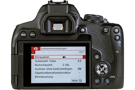 Bild Die Canon EOS 850D stellt zwei unterschiedliche Menü-Versionen zur Verfügung. Eine für Einsteiger und eine für fortgeschrittenere Fotografen. [Foto: MediaNord]
