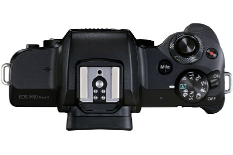 Bild Die Canon EOS M50 Mark II kann in Verbindung mit einem Smartphone zum Video-Streaming (Youtube) eingesetzt werden. Des Weiteren gibt es einen Clean-HDMI-Ausgang und die Möglichkeit, mit dem Canon Webcam Utility als Webcam eingesetzt zu werden. [Foto: Canon]