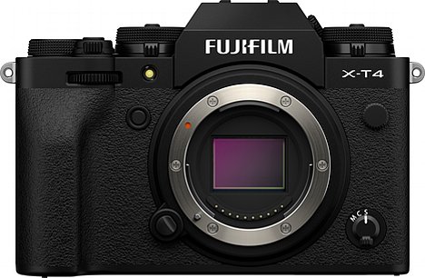 Bild Die Fujifilm X-T4 besitzt einen 26 Megapixel auflösenden APS-C-Sensor. Der in rückwärtig belichteter CMOS-Technologie aufgebaute Sensor besitzt einen X-Trans-Farbfilter und 2,16 Millionen Phasen-AF-Punkte. [Foto: Fujifilm]