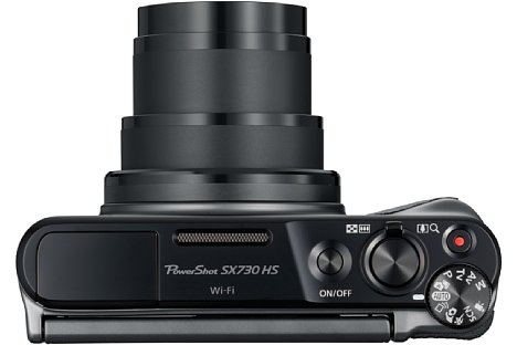 Bild Die Canon PowerShot SX730 HS integriert das optische 40-fach-Zoom in einem lediglich vier Zentimeter dicken Gehäuse. [Foto: Canon]