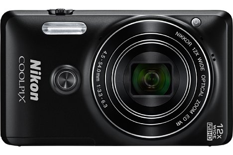 Bild Dank des Frontauslösers lässt sich die Nikon Coolpix S6900 bei Selfies unverkrampft auslösen. [Foto: Nikon]
