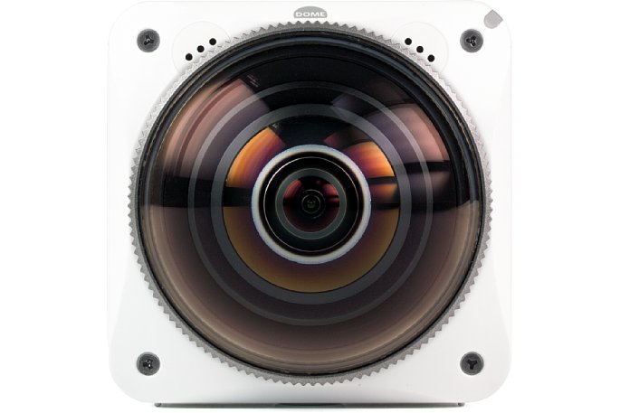 Bild Die Kamera hinter der größeren der beiden Linsenschutzabdeckungen der Kodak PixPro 4KVR360 hat einen spektakulären Bildwinkel von 235°. Diese Kamera kennt man im Prinzip schon aus der einäugigen Single-Dome-Panoramakamera von Kodak. [Foto: MediaNord]