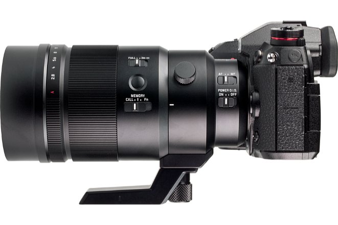 Bild Blendenring, Fokusring, vier Schalter und eine Taste bilden das umfangreiche Bedieninterface des Panasonic Leica DG Elmarit 200 mm 2.8 Power OIS. Hier bleiben praktisch keine Wünsche übrig. [Foto: MediaNord]