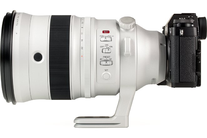 Bild Die Fujifilm X-T3 wirkt am XF 200 mm F2 R LM OIS WR fast schon zierlich. Erst in dieser Ansicht werden die Dimensionen der Festbrennweite mit 305 mm Kleinbildäquivalent deutlich. [Foto: MediaNord]