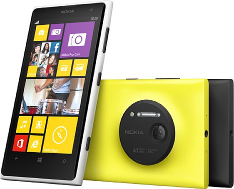 Bild Das Nokia Lumia 1020 mit seiner 41-Megapixel-Kamera und Xenon-Blitz hat bei seinem Erscheinen viel Aufsehen erregt. Die Verdickung im Gehäuse, in dem die Kamera sitzt, wollen aber viele Leute nicht haben. Microsoft wird das Konzept nicht weiterentwickeln. [Foto: Nokia]