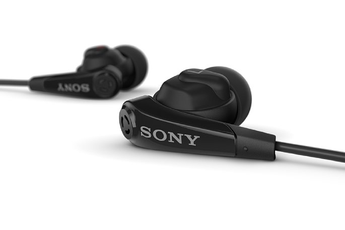 Bild Der Sony MDR-NC31EM Noise Cancelling-Kopfhörer speziell für das Sony Xperia Z2. [Foto: Sony]