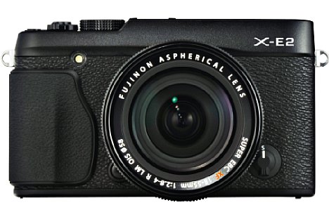Bild Videos nimmt die Fujifilm X-E2 in Full-HD nun mit bis zu 60 Bildern pro Sekunde auf, außerdem überträgt sie Fotos und Videos drahtlos via WLAN. [Foto: Fujifilm]