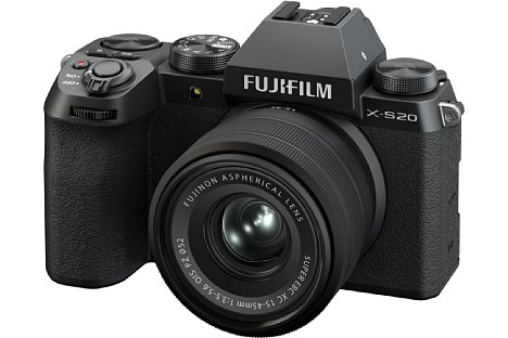 Bild Mit dem XC 15-45 mm F3.5-5.6 OIS PZ kostet die Fujifilm X-S20 zwar nur knapp 1.500 Euro, aber dessen Bildqualität ist beschränkt. Dann sollte man die Kamera lieber für 1.400 Euro ohne Objektiv kaufen und ein vernünftiges Objektiv dazu. [Foto: Fujifilm]