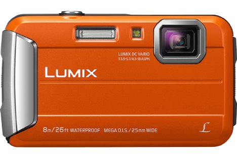 Bild Auch gegen Eindringen von Staub ist die Panasonic Lumix DMC-FT30 geschützt und Frost bis -10 °C sowie Stürze aus bis zu 1,5 Meter Höhe übersteht sie. [Foto: Panasonic]