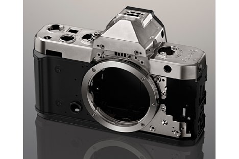 Bild Das Gehäuse der Nikon Z f besteht teilweise aus einer Magnesiumlegierung. [Foto: Nikon]