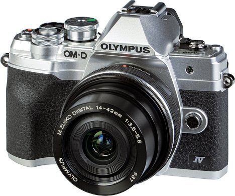 Bild Die Olympus OM-D E-M10 Mark IV ist mit dem 14-42 mm ED EZ eine elegante Kamera für jede Gelegenheit. [Foto: MediaNord]