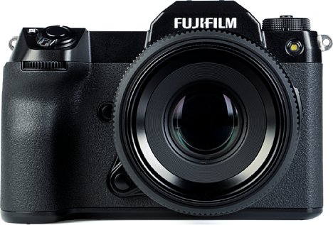 Bild Dank des Sensor-Shift-Bildstabilisators kann man mit der Fujifilm GFX100S auch mit Festbrennweiten wir dem GF 63 mm F2.8 R WR deutlich längere Belichtungszeiten verwackelungsfrei aus der Hand halten. [Foto: MediaNord]