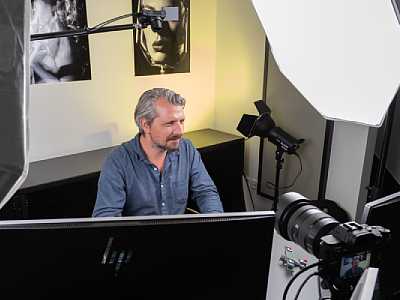 Manuel Quarta bei der Produktion des Schulungs-Videos 