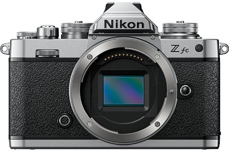 Bild Technisch entspricht die Nikon Z fc weitgehend der Z 50. Das betrifft insbesondere den 20 Megapixel auflösenden APS-C-Sensor mit seinen 209 Phasen-AF-Punkten und der 4K-Videoaufnahmefähigkeit. [Foto: Nikon]