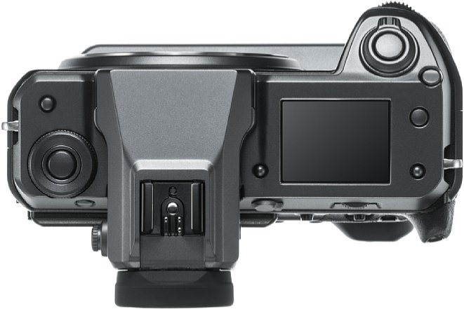 Bild Auf der Oberseite wird die Fujifilm GFX 100 über ein Schulterdisplay verfügen. [Foto: Fujifilm ]