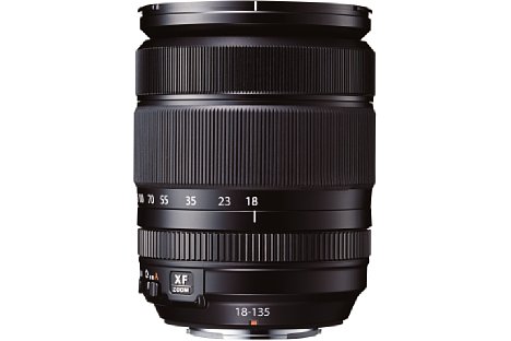 Bild Neben dem obligatorischen Zoomring besitzt das Fujifilm XF 18-135 mm F3.5-5.6 R LM OIS WR auch einen Fokus- sowie einen Blendenring. [Foto: Fujifilm]