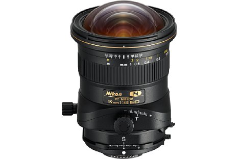 Bild Die Frontlinse des Nikon PC 19 mm 1:4E ED besitzt eine schmutzabweisende Fluorvergütung. [Foto: Nikon]