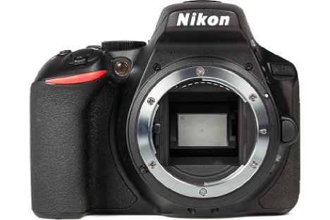 Bild Der APS-C große Bildsensor der Nikon D5600 liefert mit seinen 24 Megapixeln Auflösung bis ISO 1.600 eine sehr gute Bildqualität. [Foto: MediaNord]