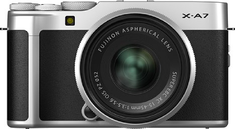 Bild Ab Oktober 2019 soll die Fujifilm X-A7 im Set mit dem XC 15-45 mm F3.5-5.6 OIS PZ zu einem Preis von knapp 750 Euro wahlweise in den Farben Silber (wie auf diesem Bild) oder Dunkelsilber (wie auf den anderen Bildern) erhältlich sein. [Foto: Fujifilm]