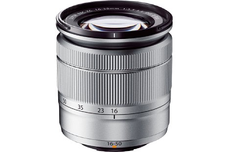 Bild Das neue Setobjektiv Fujifilm XC 16-50 mm F3.5-5.6 OIS II ist nun Silber statt Schwarz und bietet einen Makro-AF. [Foto: Fujifilm]