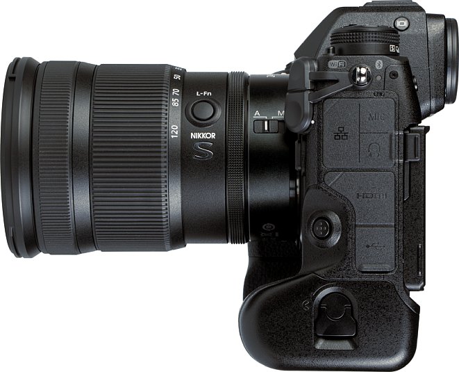 Bild Das Nikon Z 24-120 mm F4 S besitzt neben dem Fokusring sowie dem Zoomring eine Funktionstaste und einen Funktionsring sowie einen AF-MF-Schalter. [Foto: MediaNord]