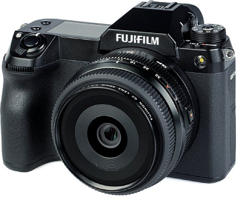 Bild Die Fujifilm GFX100S ist zusammen mit dem GF 50 mm F3.5 R LM WR eine sehr kompakte, unter 1,3 Kilogramm schwere Kombination mit einer von F5,6 bis F11 sehr hohen Bildqualität. [Foto: MediaNord]