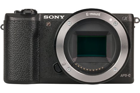 Bild Die Sony Alpha 5100 wartet mit einem 24 Megapixel auflösenden APS-C-Sensor auf, der bis ISO 3.200 eine gute Bildqualität liefert. [Foto: MediaNord]