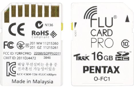 Bild Die Pentax Flu Card Pro ist sowohl auf der Vorder- als auch der Rückseite reichhaltig bedruckt. [Foto: MediaNord]