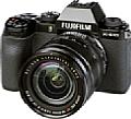 Fujifilm X-S10 mit XF 15-55 mm. [Foto: MediaNord]