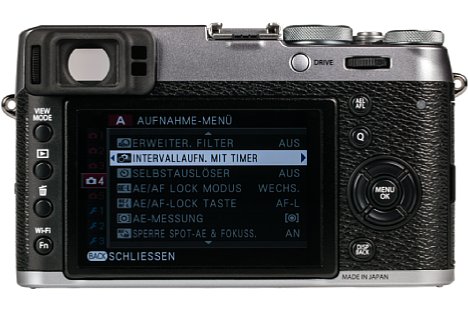 Bild Auf der Rückseite bietet die Fujifilm X100T ein 7,5 Zentimeter großes, hoch auflösendes Display, das von Bedientasten eingerahmt wird. [Foto: MediaNord]
