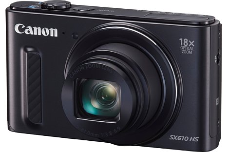 Bild Mit 26,7 Millimetern ist die Canon SX610 HS die flachste der drei neuen PowerShot-Superzoomer. Dafür bietet sie aber auch nur ein F3,8 bis F6,9 lichtschwaches 18-fach-Zoom. [Foto: Canon]