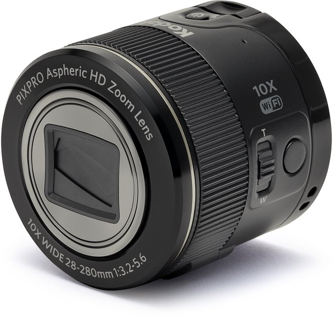 Bild Kodak Pixpro Smart Lens SL10 von JK Imaging. Die 10-fach-Zoom "Lens Style" Kamera kommuniziert per WiFi mit dem Smartphone und wird weitgehend per App bedient. Zoom-Wippe und Auslöser sind aber auch am Gerät vorhanden. [Foto: JK Imaging Ltd.]