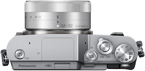 Bild Die 4K-Foto-Funktion nimmt bei der Panasonic Lumix DC-GX880 einen sehr prominenten Platz auf der Kameraoberseite ein. [Foto: Panasonic]