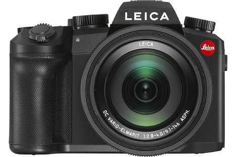 Bild Mit dem F2,8-4 lichtstarken 16-fach-Zoom deckt die Leica V-Lux 5 einen kleinbildäquivalenten Brennweitenbereich von 25-400 Millimeter ab. Ihr großer 1"-Sensor (13,2x8,8 mm) löst 20 Megapixel auf. [Foto: Leica]