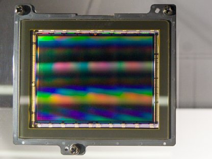 Bild Der neu entwickelte Sensor der Sony Alpha 9 löst 24 Megapixel auf, und mit elektronischem Verschluss schafft die Kamera damit 20 Bilder pro Sekunde in voller Auflösung. [Foto: MediaNord]