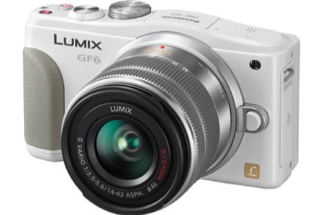 Bild Die Panasonic Lumix DMC-GF6 wird in der weißen Variante mit dem neuen G Vario 14-42 mm F3,5-5,6 II Asph. OIS angeboten. [Foto: Panasonic]