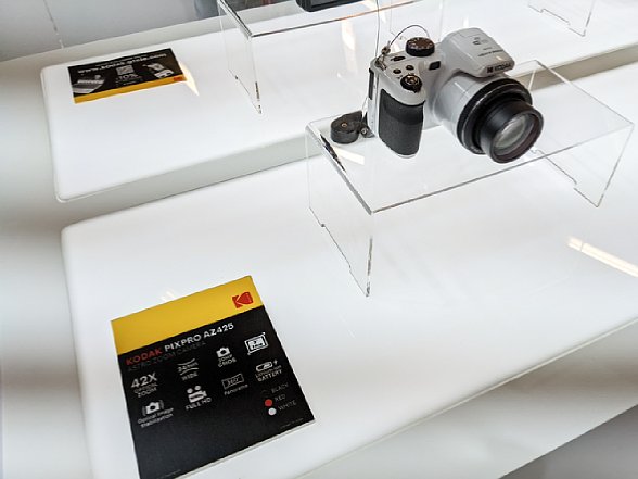 Bild Präsentation der Kodak PixPro AZ425 Astro Zoom Kamera auf der IFA 2022. [Foto: MediaNord]