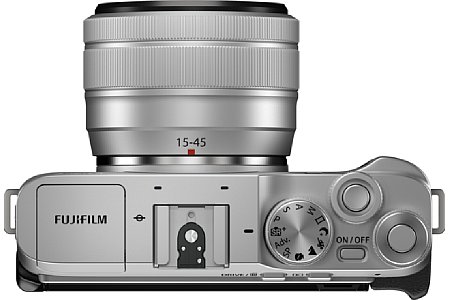 Fujifilm X-A7 Silber. [Foto: Fujifilm]