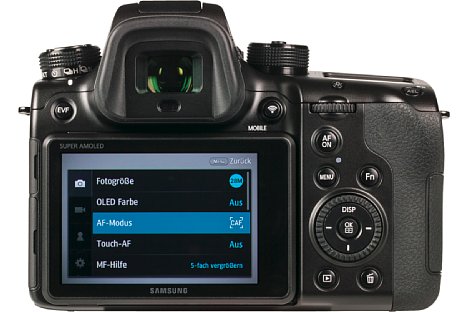 Bild Der Autofokus der Samsung NX1 wird mit der Firmware 1.3 nicht nur präziser und schneller, sondern lässt sich auch genauer steuern. [Foto: MediaNord]
