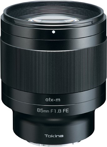 Bild Das Tokina atx-m 85 mm F1.8 FE besitzt einen Autofokus und erfüllt von Sony lizensierte Spezifikation für volle Kompatibilität zu den spiegellosen Alpha-Systemkameras. [Foto: Tokina]