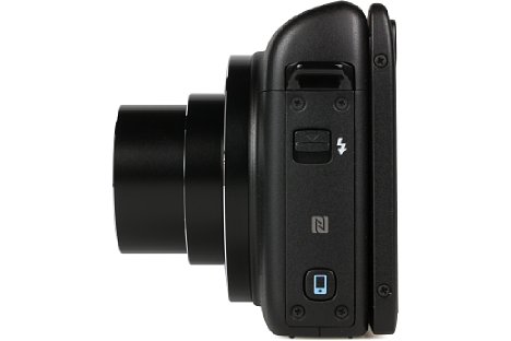 Bild An der Gehäuseseite besitzt die Canon PowerShot N100 eine Taste für eine schnelle Verbindung zu einem Smartphone oder Tablet. [Foto: MediaNord]