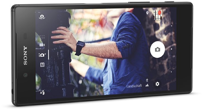 Bild Das Sony Xperia Z5 kann auch 4K-Videos aufnehmen. In FullHD profitierst du von der sehr gut funktionierenden SteadyShot-Bildstabilisierung. [Foto: Sony]