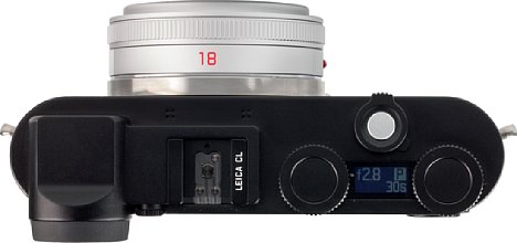 Bild Das Leica Elmarit-TL 1:2,8 / 18 mm Asph. trägt lediglich zwei Zentimeter auf und wiegt lediglich 79 Gramm. Zusammen mit der betriebsbereiten Kamera werden lediglich 475 Gramm erreicht. [Foto: MediaNord]