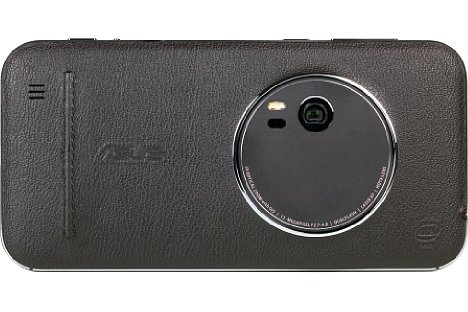 Bild Das Asus ZenFone Zoom besitzt eine 13 Megapixel auflösende Kamera mit kleinem 1/3,1"-Sensor. [Foto: MediaNord]