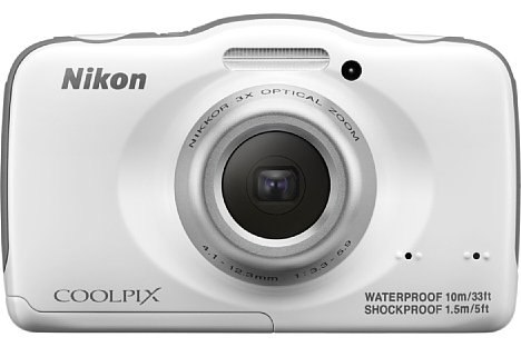 Bild Das optische Dreifachzoom der Nikon Coolpix S32 deckt einen Brennweitenbereich von 30-90 mm (KB) ab, der 1/3,1" kleine Bildsensor löst 13 Megapixel auf. Einen Bildstabilisator besitzt die S32 jedoch nicht. [Foto: Nikon]
