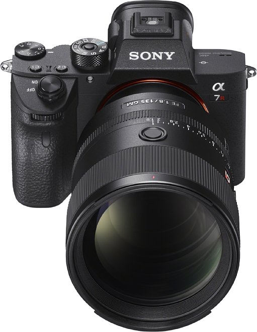 Bild Mit knapp über 95 Linienpaaren pro Millimeter bei 50 Prozent Kontrast erreicht das Sony FE 135 mm F1.8 GM (SEL135F18GM) auf F4 abgeblendet im Bildzentrum einen neuen Auflösungsrekord an der Sony Alpha 7R III. [Foto: Sony]