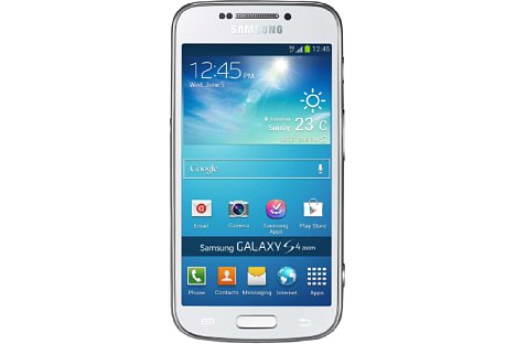 Bild Von der Rückseite betrachtet sieht das Samsung Galaxy S4 Zoom hingegen wie ein gewöhnliches Smartphone aus. [Foto: Samsung]