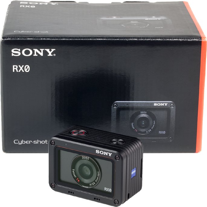 Bild Eines der allerersten Seriengeräte der Sony DSC-RX0 ist bei uns zum Test eingetroffen. [Foto: MediaNord]