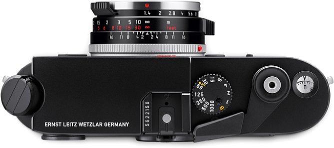 Bild Leica M6 mit Leica Summilux-M 1.4 35 mm limitierte Sonderedition Schwarz. [Foto: Leica]